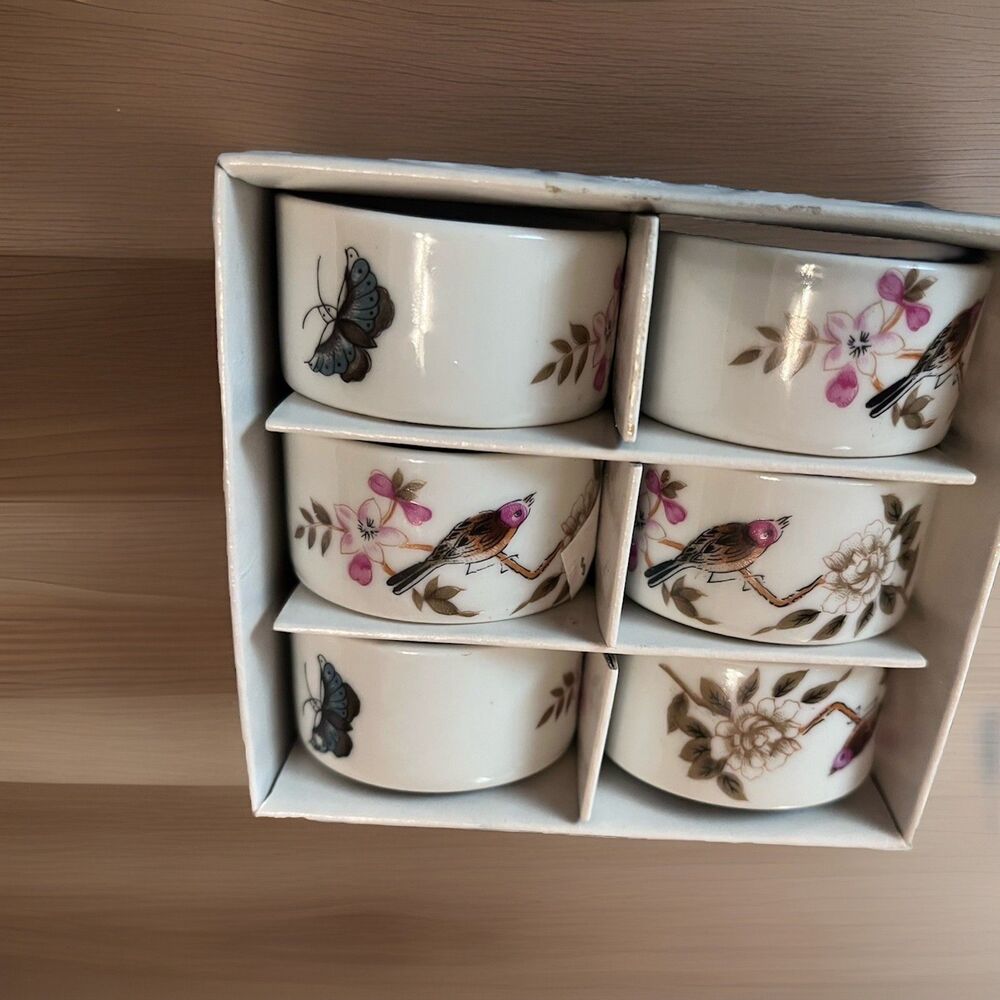 Vintage Colonial of Cape Cod Porcelain Napkin Rings Floral Bird Set of 6